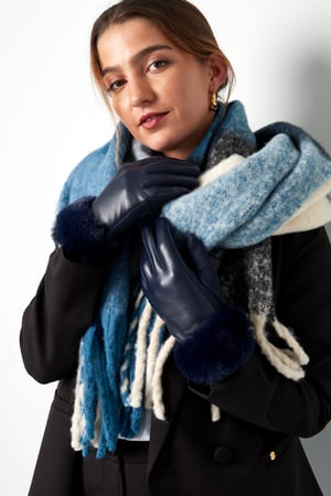 Gloves fluf h5 Picture3